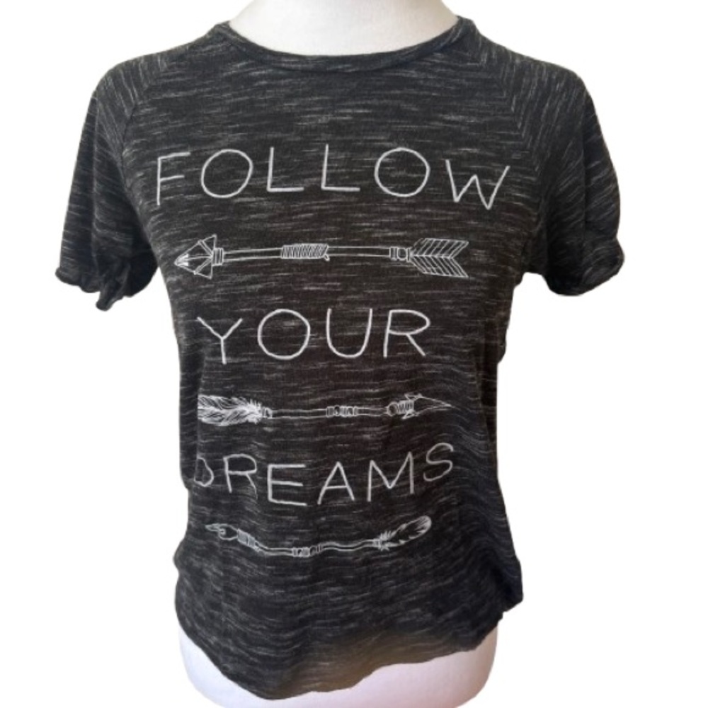 Freeze Black Short Sleeve Crop Graphic Tee - Follow your Dreams 💕